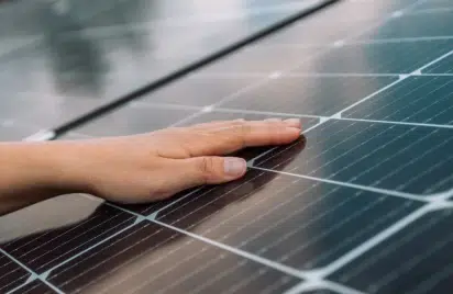 Інструкція та правила підключення акумулятора до сонячних електростанцій